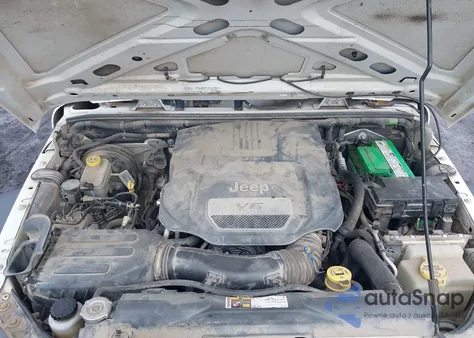 2015 Jeep Wrangler Unlimited Sport Rhd z USA, uszkodzony, nr VIN 1C4BJWKG1FL672451